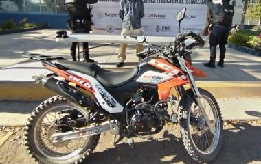 El civil fue detenido en el lugar y, junto con el arma y las municiones, fue puesto a disposición de la Fiscalía General de la República.