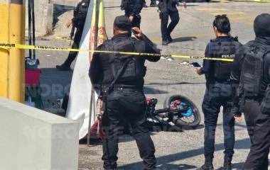 Un motociclista fue asesinado a balazos cuando llegaba a desayunar a una carreta de tacos en Mazatlán.