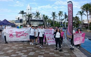Realizan Caminata por la Salud sobre el Malecón en el marco del Octubre Rosa 2026.
