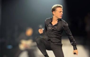 Luis Miguel durante una de sus presentaciones en la gira actual.