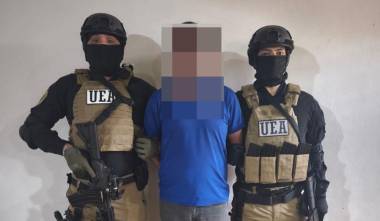 Luis Antonio “N” fue capturado tras una orden de aprehensión; es señalado de exigir dinero mediante amenazas a una víctima.