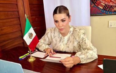 La Gobernadora de Baja California Marina del Pilar Ávila rechaza alguna negociación irregular con Estados Unidos.