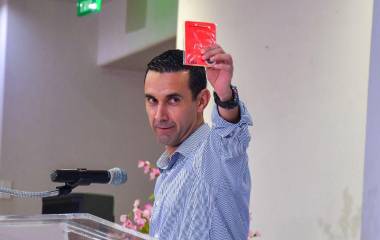 César Ramos llega respaldado por su trayectoria en partidos de máxima exigencia.