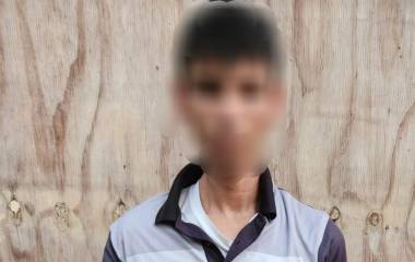 Agentes del GOES capturan a un civil armado que intentó huir en la carretera Culiacán–Los Mochis.