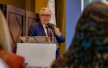 La calificadora Standard &amp; Poor’s advirtió riesgos en la liquidez y financiamiento del Estado de Sinaloa tras las acusaciones contra el Gobernador Rubén Rocha Moya.