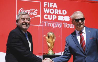 El trofeo de la Copa del Mundo de la FIFA inició su recorrido por México rumbo al Mundial 2026.