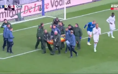 Dibu Martínez estará fuera varias semanas.