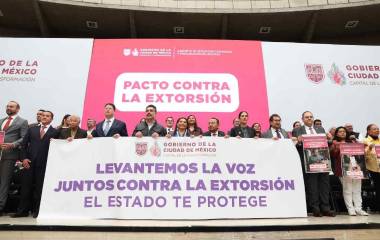 El gobierno local presentó el acuerdo como un esfuerzo de coordinación para contener uno de los delitos prioritarios de su administración.