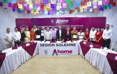 Sesión solemne para conmemorar más de 400 años de historia de San Miguel Zapotitlán.