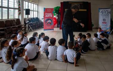 Llevan Guiñoleros de la UAS diversión a preescolar en aniversario de Culiacán