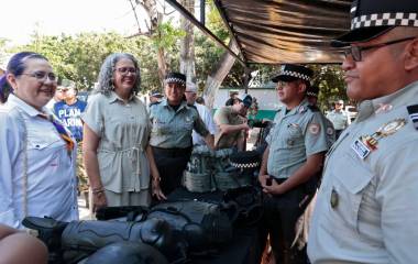 Graciela Domínguez Nava, Gobernadora de Sinaloa, durante la Jornada por la Paz en la comunidad Isla del Bosque, en Escuinapa.