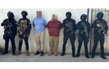 La captura de los tres hombres se realizó el pasado lunes 12 de octubre tras una persecución de policías y militares en calles de la colonia Pueblo Nuevo del municipio de Escuinapa.