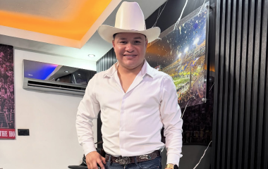 Rafael González niega acusaciones de violencia en su contra.