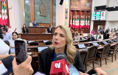 La Diputada por el PAN Roxana Rubio Valdez pide a diputados aclarar el viaje que realizaron en Chihuahua.