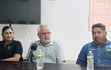 Autoridades municipales y representantes agrícolas de Escuinapa pidieron al USDA reconsiderar el envío de inspectores para reactivar los empaques de mango.