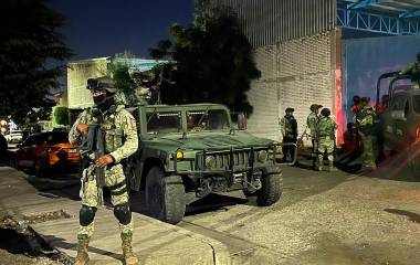 De acuerdo con información, el cortejo fúnebre tendría relación con los hechos registrados la noche anterior durante un velorio en la colonia El Palmito.