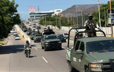 Mazatlán recibió un refuerzo de mil 800 elementos federales, de los cuales 800 pertenecen a la Secretaría de la Defensa Nacional y mil a la Secretaría de Marina.