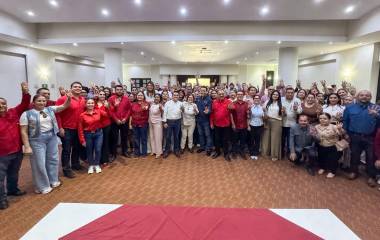 Imelda Castro se reunió en Culiacán con regisdores y síndicos procuradores de Morena, PT y PVEM para abordar su participación en los gobiernos municipales.