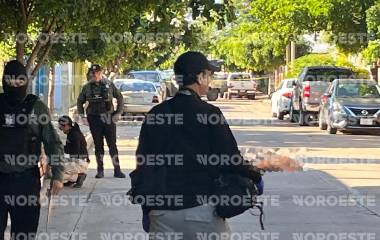 El cuerpo de René Emmanuel fue localizado en el cruce de las calles Agricultores y Matías Lascano, en la Colonia Tierra Blanca.