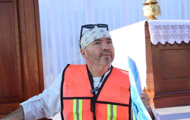 Miguel Taniyama ofreció disculpas públicas a Rosa Félix después del intercambio que protagonizaron durante la marcha por la paz en Culiacán.