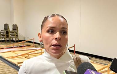 El sector restaurantero solicitó apoyo para trámites municipales, acceso a recursos económicos y flexibilidad en obligaciones fiscales, informó Rosa Cecilia Osuna, presidenta de Canirac.