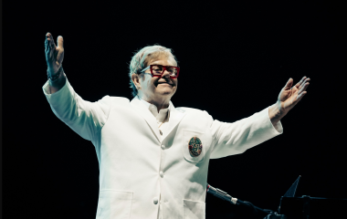 Elton John regresa a México tras 34 años de ausencia.