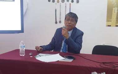 Durante conferencia, Ramón Ismael Alvarado analizó los cambios en los procesos de socialización de los jóvenes y el impacto de la cultura del narco en Sinaloa.