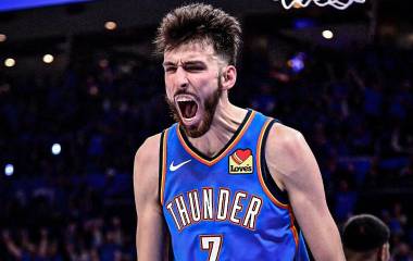 Chet Holmgren fue el artíficie del triunfo del Thunder sobre Lakers.