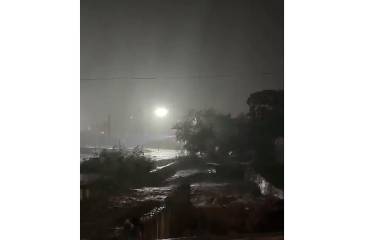 El arroyo de la Colonia López Mateos, en Culiacán, ha alcanzado el 90 por ciento de su capacidad tras las lluvias registradas este viernes.