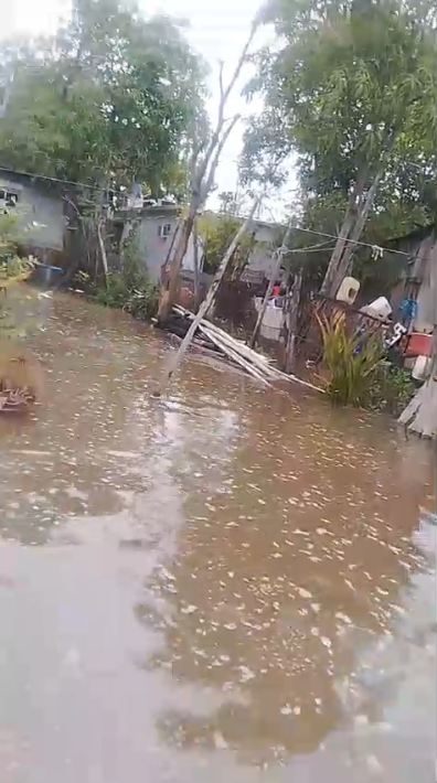 $!Marea sube en Las Aguamitas; alertan de corrientes y falta de atención