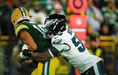 Los Eagles se impusieron en duelo de fuertes defensivas a los Packers en Green Bay.