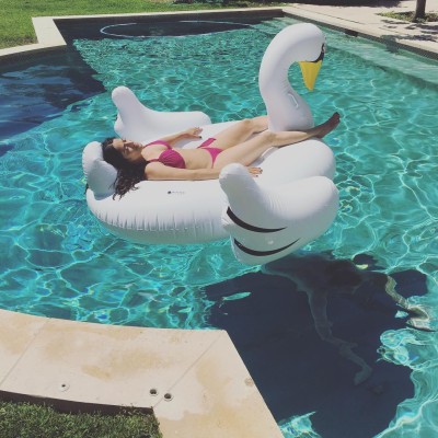 Salma Hayek cumple mañana 50 años...y luce fenomenal en bikini