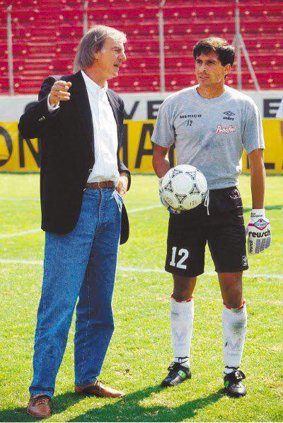 $!¿El futbol como negocio? El modelo neoliberal y su impacto en el balompié mexicano