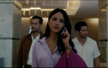 Eiza González protagoniza In the grey.