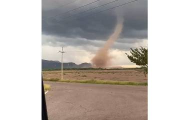 El tornado fue registrado este sábado en las inmediaciones de Pericos, en el municipio de Mocorito.