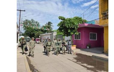 El General Trevilla Trejo sostuvo reuniones con mandos territoriales de dicha dependencia federal.