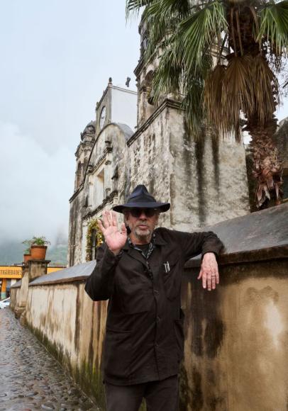 $!Conoce Tim Burton Tepoztlán y Xochimilco en su visita a México