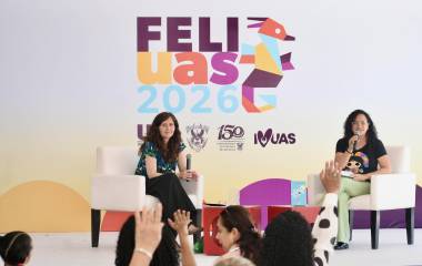 Iliana Olmedo destaca la importancia de generar espacios que fomenten el acercamiento a la lectura, especialmente entre niñas, niños y jóvenes.