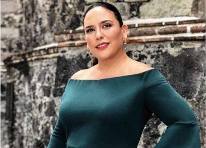 Angélica Vale comparte que Luisito Rey le dijo que ella sería su nuera ideal.