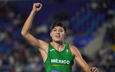Erick Portillo luce en el Mundial Ultimate Budapest 26.