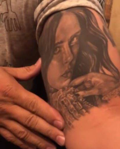 Lupillo Rivera se borra el tatuaje que se hizo en honor a Belinda
