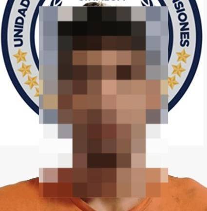 Ángel “N”, fue detenido por su presunta responsabilidad de un robo a comercio en la colonia Lázaro Cárdenas, Mazatlán.
