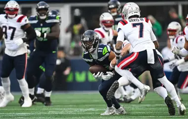 Seahawks sobreviven sin Darnold y remontan ante Patriots.