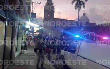 El homicidio se registró frente al parque Miguel Hidalgo y a unos metros de la parroquia.