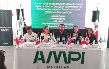 Conferencia de prensa para anunciar el Quinto Foro Inmobiliario que se llevará a cabo el próximo 11 de marzo.
