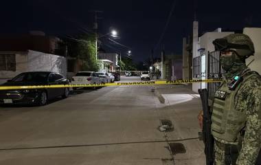El ataque fue reportado sobre la calle Buenaventura, en el cruce con la calle Del Triunfo.