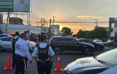 Un operativo vial y de seguridad se montó en Culiacán en los alrededores del estadio Juan Ley Fong.