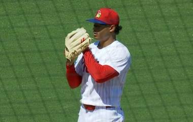 Jesús Luzardo firmó por cinco temporadas con los Filis.