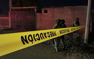 Una mujer fue asesinada a balazos cuando circulaba en bicicleta por calles del Centro de Escuinapa.