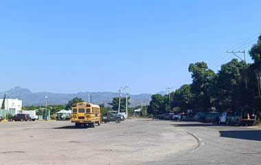 El Hospital General de Escuinapa permanece bajo resguardo de las fuerzas de seguridad tras el ingreso de personas heridas.